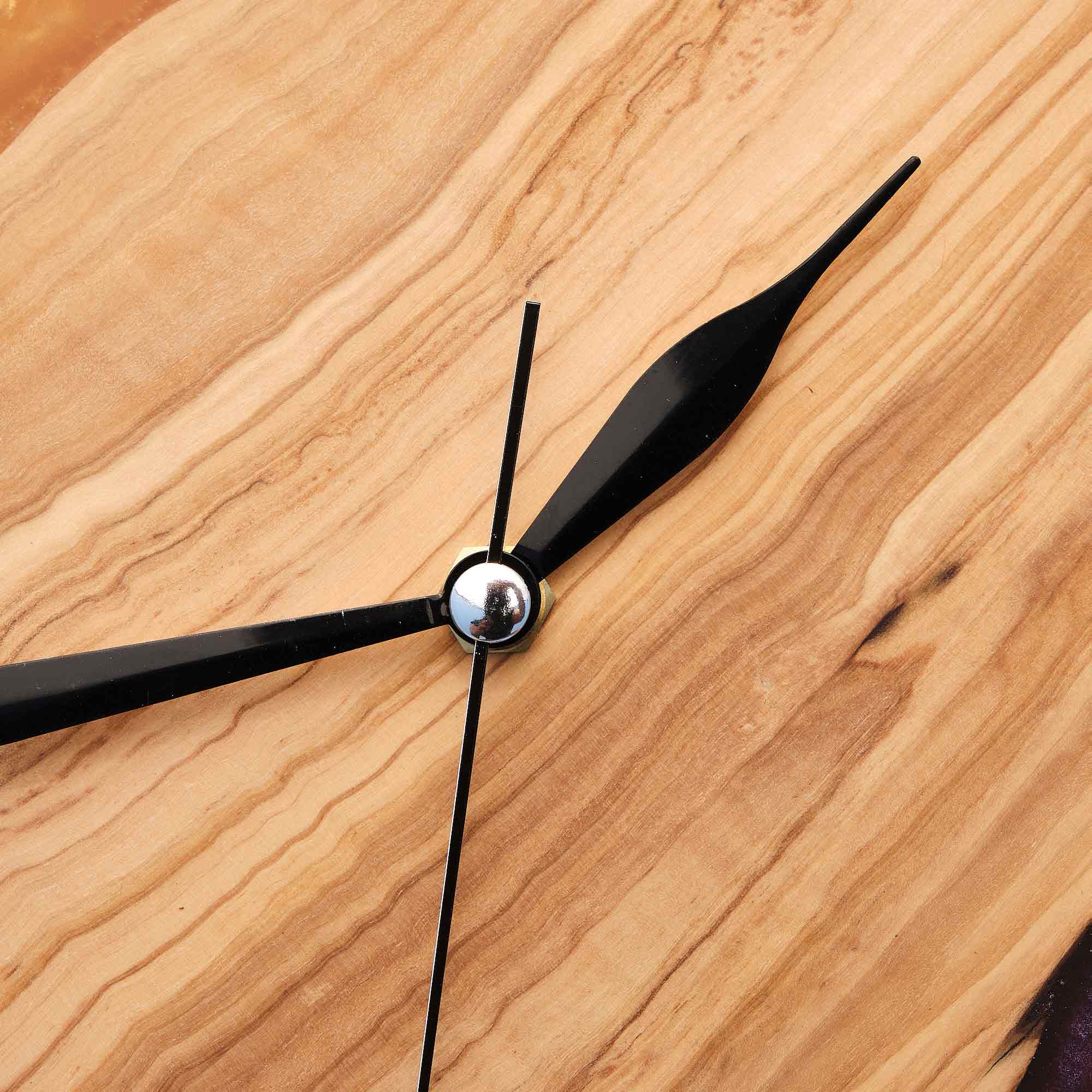 Couple Wall Clock