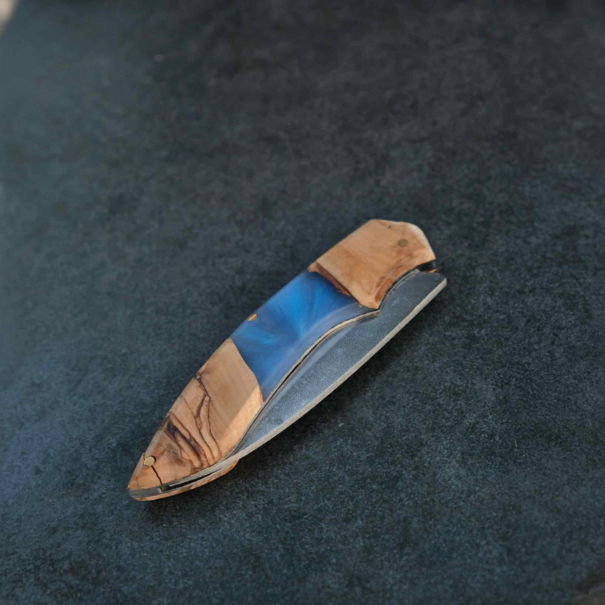Epoxy Knife