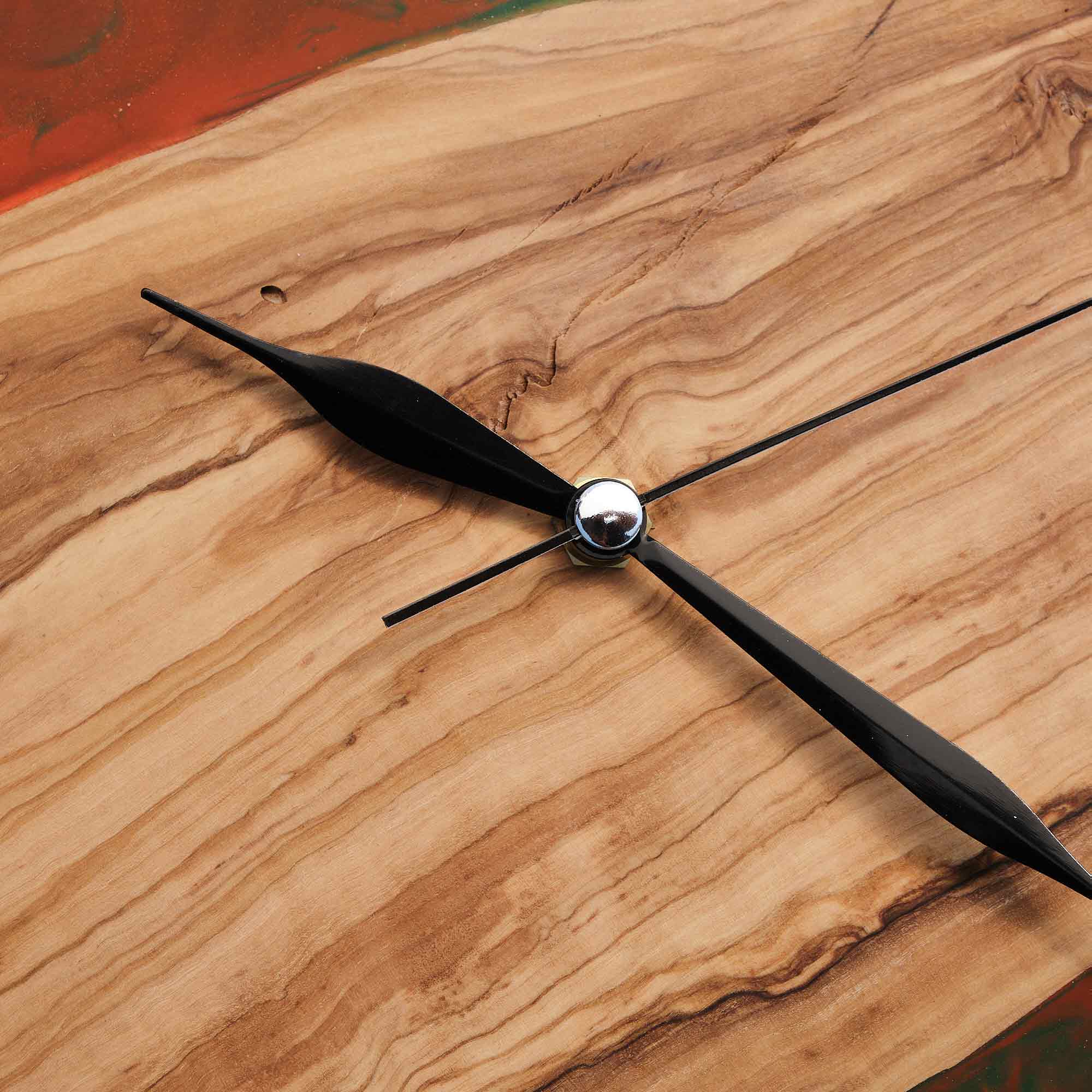 Nusam Wall Clock