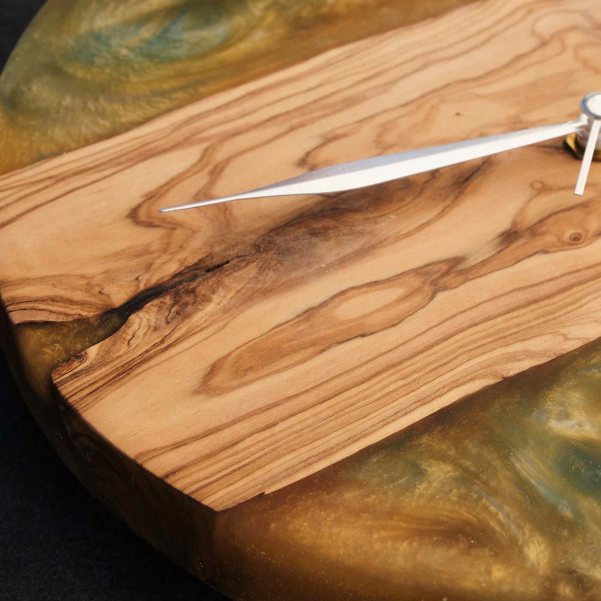 Bunte Wanduhr
