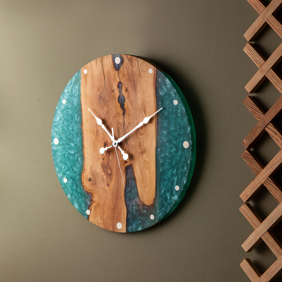 Lusen Wall Clock